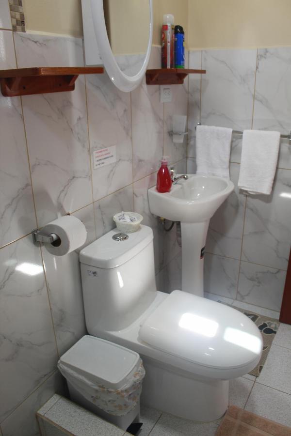 Hostal Romy Пуэрто-Бакерисо-Морено Экстерьер фото